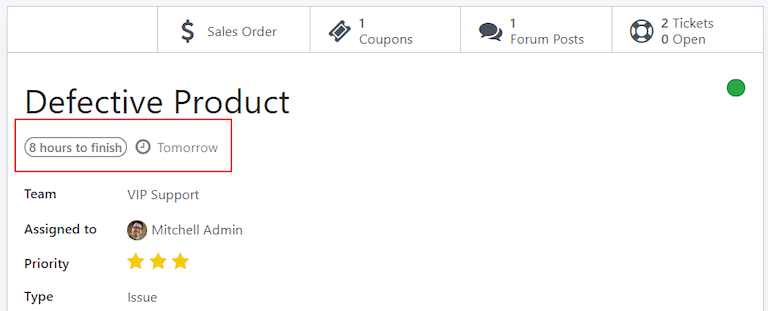 Vista de un formulario de ticket que muestra una fecha límite de SLA abierta en un ticket de la aplicación Servicio de asistencia de Odoo